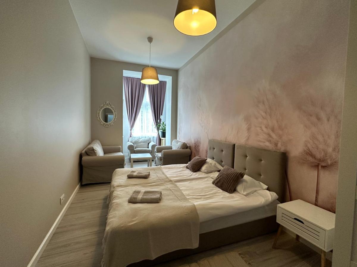 Apartament Wroclawia Exteriör bild
