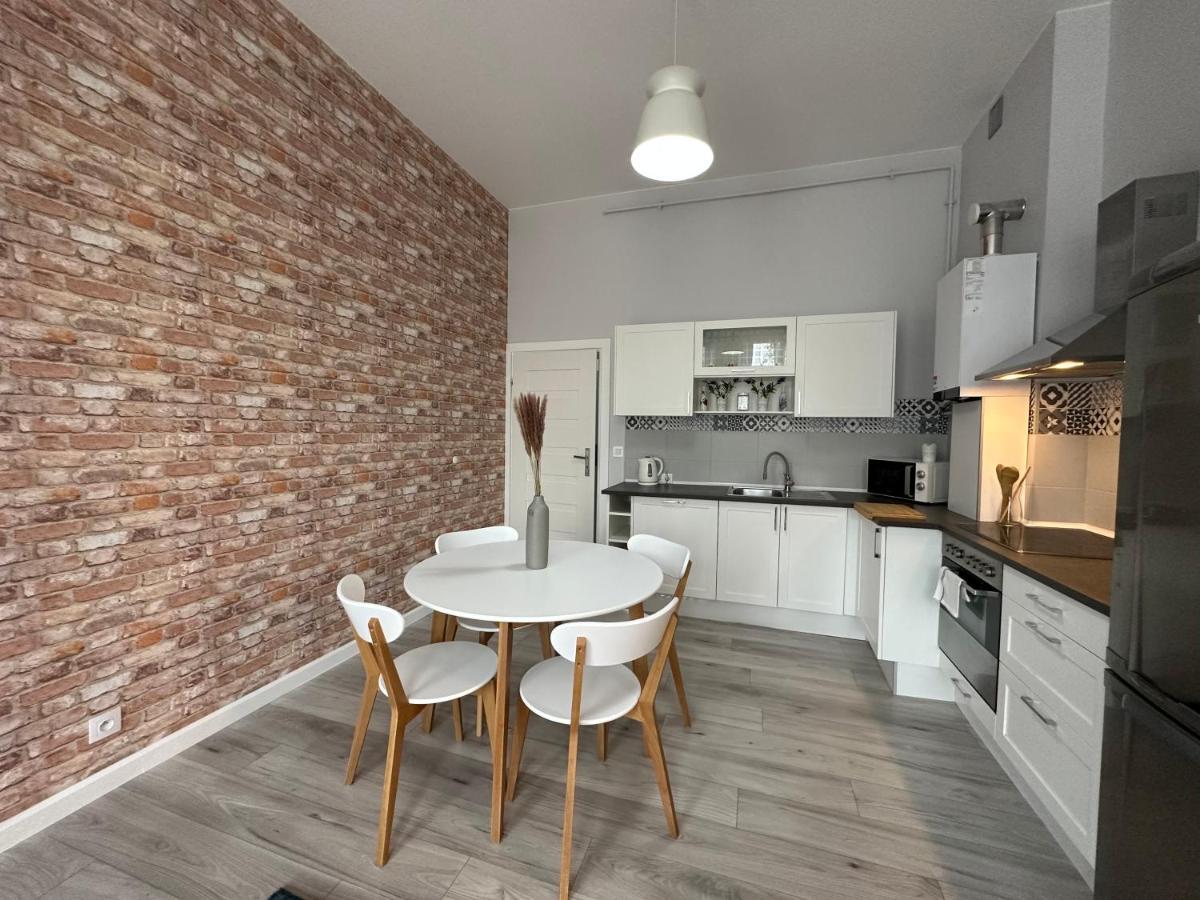 Apartament Wroclawia Exteriör bild
