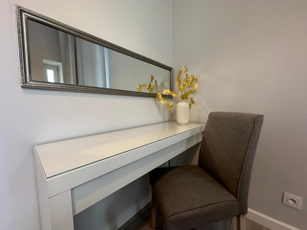 Apartament Wroclawia Exteriör bild
