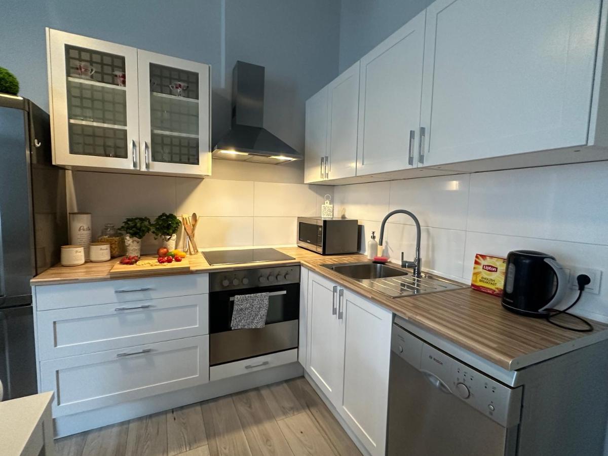 Apartament Wroclawia Exteriör bild